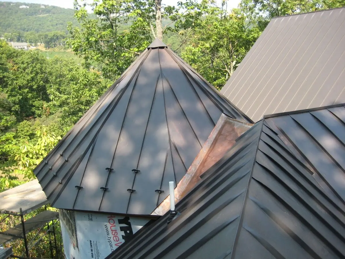 Professional Shingle Replacement & Repair by Craftsman Roofing in Mount Washington